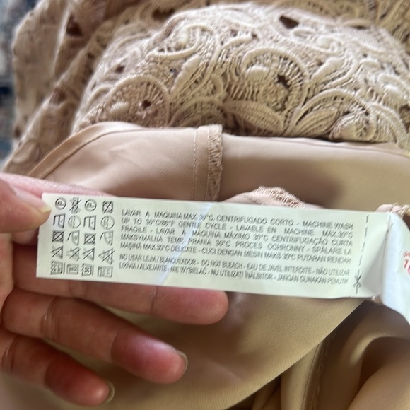 Zara Women’s Blush Pink Guipure Lace Knee Length Dress Size S - Picture 15 of 17